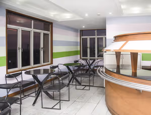 20 Person Private Office