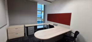 500 Person Private Office