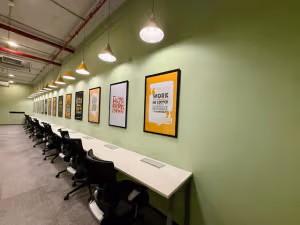 4 Person Coworking Desk