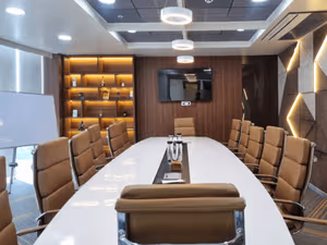 5 Person Coworking Desk