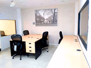 6 Person Coworking Desk