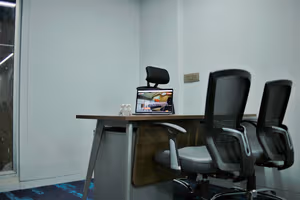 3 Person Coworking Desk
