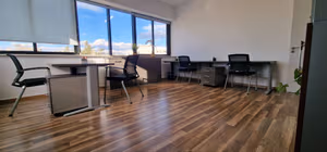 4 Person Private Office
