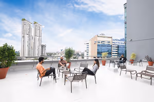 3 Person Coworking Desk