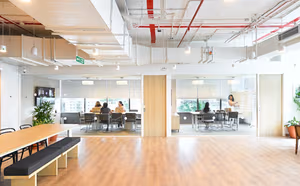 4 Person Coworking Desk