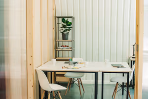 1 Person Coworking Desk