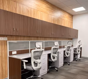 6 Person Coworking Desk