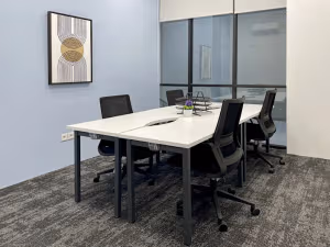 4 Person Private Office