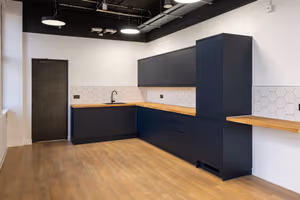 30 Person Enterprise Suite