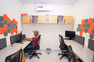 15 Person Private Office