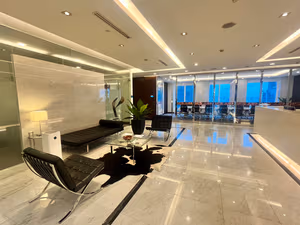 18 Person Private Office