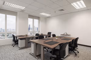 9 Person Private Office