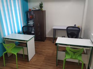 1 Person Coworking Desk