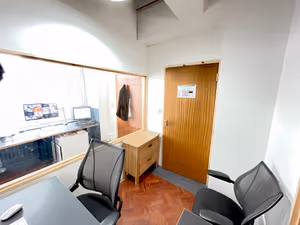 1 Person Coworking Desk