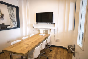 4 Person Private Office