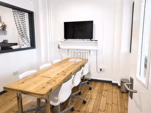1 Person Coworking Desk