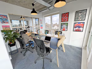 4 Person Private Office