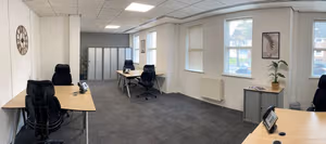 5 Person Coworking Desk