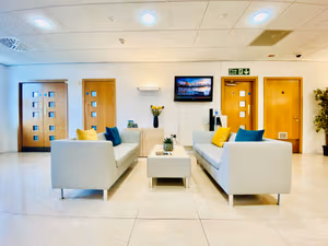 10 Person Private Office