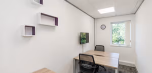 1 Person Coworking Desk