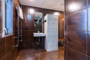 1 Person Private Office