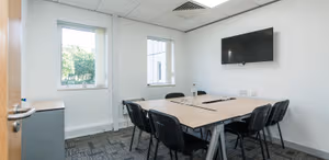 5 Person Private Office