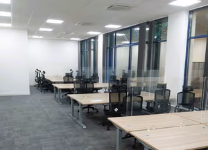 4 Person Private Office