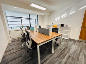 4 Person Private Office
