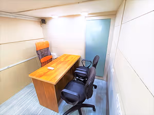 4 Person Coworking Desk