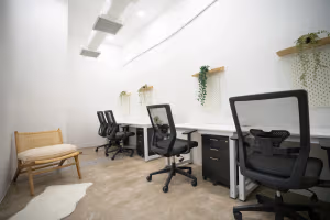 10 Person Private Office