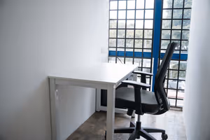 5 Person Private Office