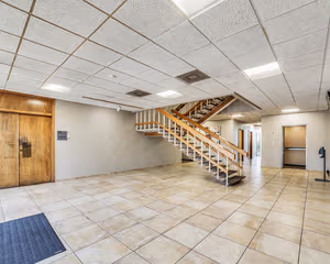 5 Person Private Office