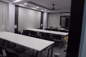 1 Person Coworking Desk