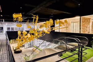 9 Person Private Office