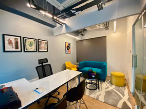5 Person Coworking Desk