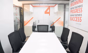 4 Person Coworking Desk