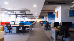 4 Person Coworking Desk