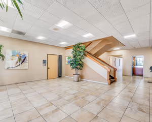 15 Person Private Office