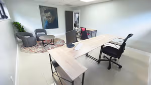 1 Person Private Office