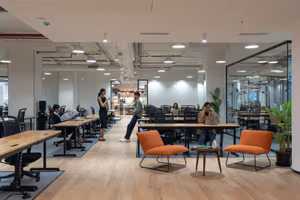 400 Person Private Office