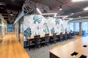 500 Person Private Office