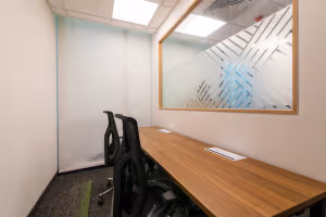 9 Person Private Office