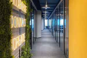 4 Person Coworking Desk