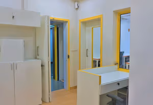 200 Person Private Office