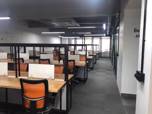 4 Person Coworking Desk