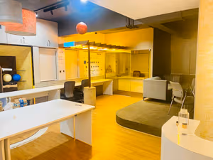 13 Person Private Office