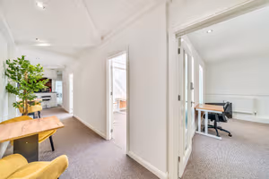 4 Person Private Office