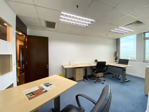 10 Person Private Office