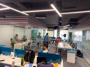 1 Person Coworking Desk