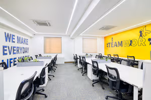 3 Person Coworking Desk